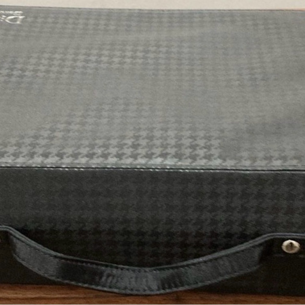 Dior Black Cosmetic Bag - Picture 2 of 6